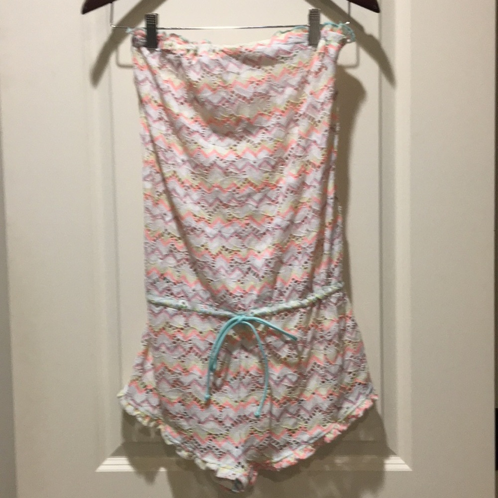 Victoria’s Secret womens Strapless Lace Romper shorts or swim Coverup size S